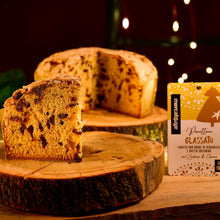 Carica l'immagine nel visualizzatore di Gallery, PANETTONE GLASSATO CON GOCCE DI CIOCCOLATO E UVETTA |COD.00000401 | 750gr