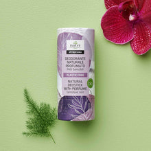 Carica l'immagine nel visualizzatore di Gallery, DEODORANTE NATURALE PROFUMATO - PELLI SENSIBILI - BIO | COD.00003763 | 55 gr