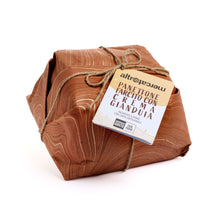 Carica l'immagine nel visualizzatore di Gallery, PANETTONE FARCITO CON CREMA GIANDUIA |COD. 00005078 | 750gr