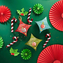 Carica l'immagine nel visualizzatore di Gallery, NOCCIOLATINI CRISP IN STELLA APPENDIBILI | COD.00006840 | 60g