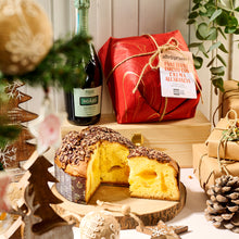 Carica l'immagine nel visualizzatore di Gallery, PANETTONE FARCITO CON CREMA ALL'ARANCIA | COD.00006846 | 750gr