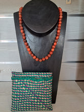 Carica l'immagine nel visualizzatore di Gallery, COLLANA IN CORNO COLORATA ROSSA | Cod.HUBM311128032409 |
