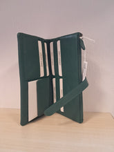 Carica l'immagine nel visualizzatore di Gallery, PORTAFOGLIO DONNA ESPLANADE MALACHITE | COD.HUBAQIN7081818| 20,5x19,5x2 cm