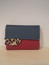 Carica l'immagine nel visualizzatore di Gallery, PORTAFOGLIO JOANNA | COD.HUBAQIN2071868 | 12,5x9,5 cm
