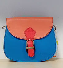 Carica l'immagine nel visualizzatore di Gallery, BORSA DIONE LISCIA BASIC | COD.HUBAQIN0071811 | 19x21x5cm