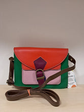 Carica l'immagine nel visualizzatore di Gallery, BORSA LEYNA LISCIA BASIC | COD.HUBAQIN0071817 | 16x21x9cm
