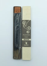 Carica l'immagine nel visualizzatore di Gallery, INCENSI CON PORTAINCENSO VARI | COD.HUBEQ7321032 | 10x4x15cm