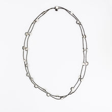 Carica l'immagine nel visualizzatore di Gallery, COLLANA IN ALLUMINIO CON DADI RADI| Cod.HUBM311125012300 |