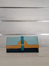 Carica l'immagine nel visualizzatore di Gallery, PORTAFOGLIO HALF MOON LISCIO | COD.HUBAQIN0071891 | 10x20 cm