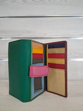 Carica l'immagine nel visualizzatore di Gallery, PORTAFOGLIO ESME LISCIO | COD.HUBAQIN1071869 |