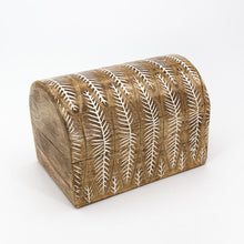 Carica l'immagine nel visualizzatore di Gallery, SCATOLA LEGNO BAULETTO FOGLIE | COD.HUBAQIN3041231 | 23x15x15cm