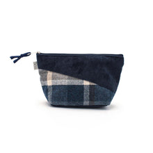 Carica l'immagine nel visualizzatore di Gallery, PORTATRUCCO LUMBERJACK 2024| COD.HUBAQVNB3051849 | 22.5×12.5×8 cm