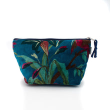 Carica l'immagine nel visualizzatore di Gallery, PORTATRUCCO UCCELLI BLU VELVET | COD.HUBAQVNB4051806 | 22,5×12,5×8 cm