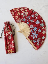 Carica l'immagine nel visualizzatore di Gallery, VENTAGLIO PICCOLO CON POCHETTE | Cod.FOR568932 | Altezza 20-21 cm