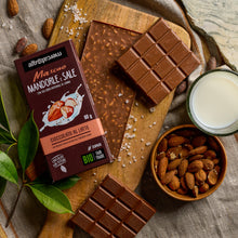 Carica l'immagine nel visualizzatore di Gallery, CIOCCOLATO MASCAO AL LATTE CON MADORLE E SALE |COD. 00005062| 80g