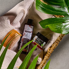 Carica l&#39;immagine nel visualizzatore di Gallery, SHAMPOO NUTRIENTE PER CAPELLI SFIBRATI - KARITE&#39; E MANDORLE | COD. 00003414 | 250 ml
