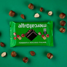 Carica l'immagine nel visualizzatore di Gallery, TAVOLETTA FONDENTE E GRANELLA DI NOCCIOLE | COD.00007688 | 85g
