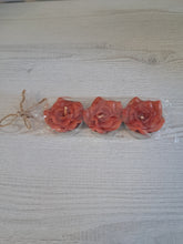 Carica l&#39;immagine nel visualizzatore di Gallery, SET 3 CANDELINE ROSE ROSSE  | COD.ALTTL20532 |
