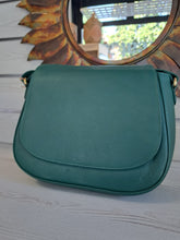 Carica l&#39;immagine nel visualizzatore di Gallery, BORSA TRACOLLA MEDIA SALKIA MALACHITE | COD.HUBAQIN7081827 | 27x20x8 cm
