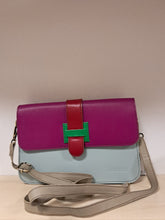Carica l'immagine nel visualizzatore di Gallery, BORSA JANA CHIUSURA REVERSIBILE | Cod.HUBAQIN1071850 | 30x15x3cm
