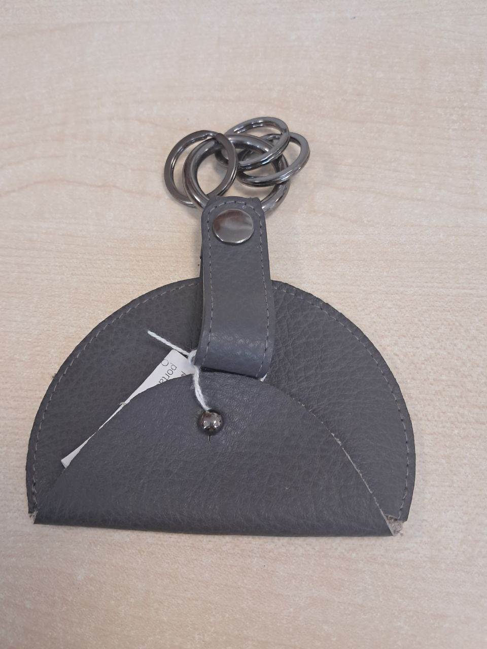 SET CON PORTACHIAVI CON PORTA OGGETTI| Cod.FOR8032778 | GREY