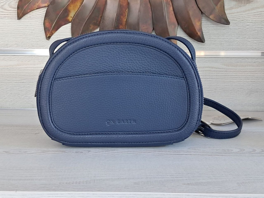 BORSA IN PELLE VISCO COLOR LAGO| Cod.HUBEQ8073325 |