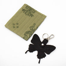 Carica l&#39;immagine nel visualizzatore di Gallery, PORTACHIAVI FARFALLA  NERO | COD.HUBAQS0141802 | 10x8 circa
