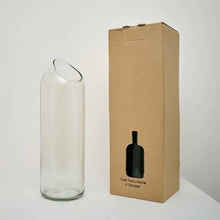 Carica l'immagine nel visualizzatore di Gallery, CARAFFA VASO KIKUBA VETRO | COD.HUBAQTZ0010816 / HUBAQTZ0010817 | 23cm
